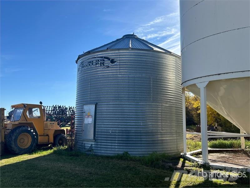 Butler +/- 3200 bu 4 Ring Grain Bin Strojevi za preradu i skadištenje žetva - Ostalo