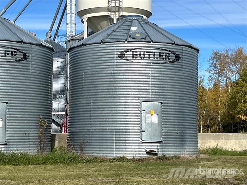 Butler +/- 3200 bu 4 Ring Grain Bin Stockage, conditionnement - Autres