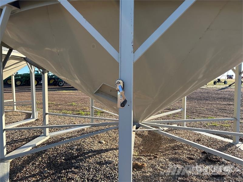 Butler +/- 3700 bu 4 Ring Hopper Grain Bin Foredlings- og lagerhåndteringsutstyr - Annet