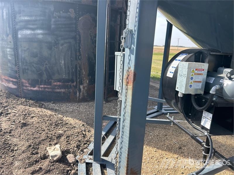 Butler +/- 4700 bu 7 Ring Grain Bin Macchine/unitá di lavorazione e stoccaggio/altri