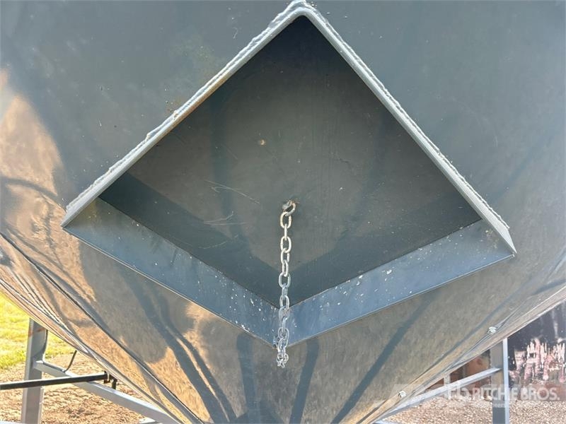 Butler +/- 4700 bu 7 Ring Grain Bin Macchine/unitá di lavorazione e stoccaggio/altri