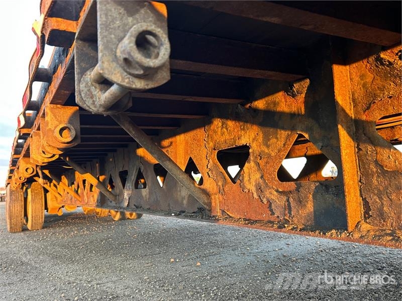 BWS 53HF3X 53 ft Tri/A Step Deck Trailer Нискотоварачи