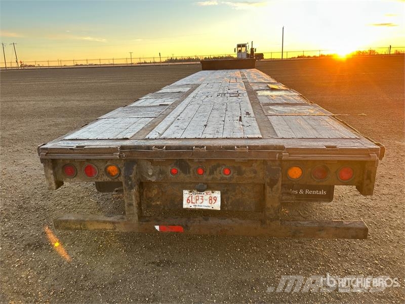 BWS 53HF3X 53 ft Tri/A Step Deck Trailer Нискотоварачи