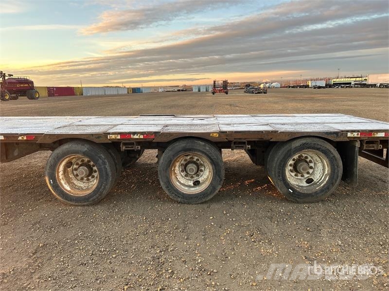 BWS 53HF3X 53 ft Tri/A Step Deck Trailer Нискотоварачи