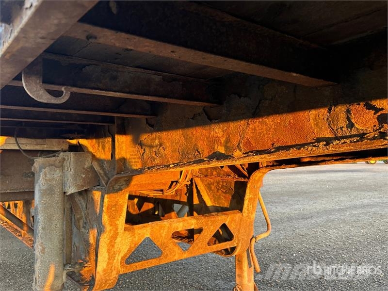 BWS 53HF3X 53 ft Tri/A Step Deck Trailer Нискотоварачи