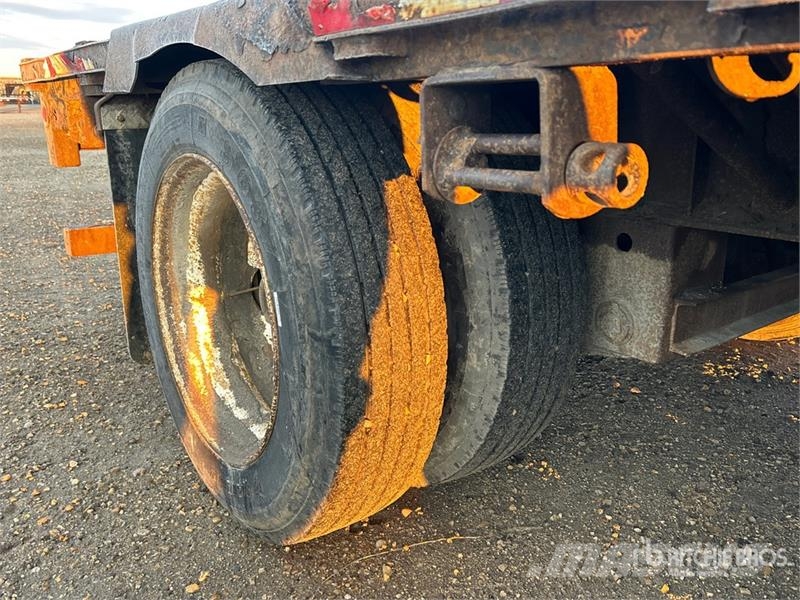 BWS 53HF3X 53 ft Tri/A Step Deck Trailer Нискотоварачи