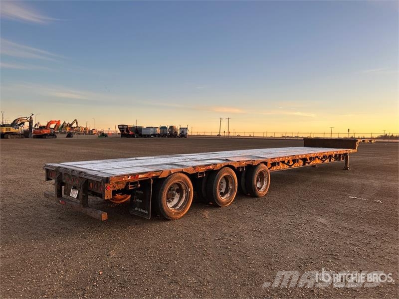 BWS 53HF3X 53 ft Tri/A Step Deck Trailer Нискотоварачи