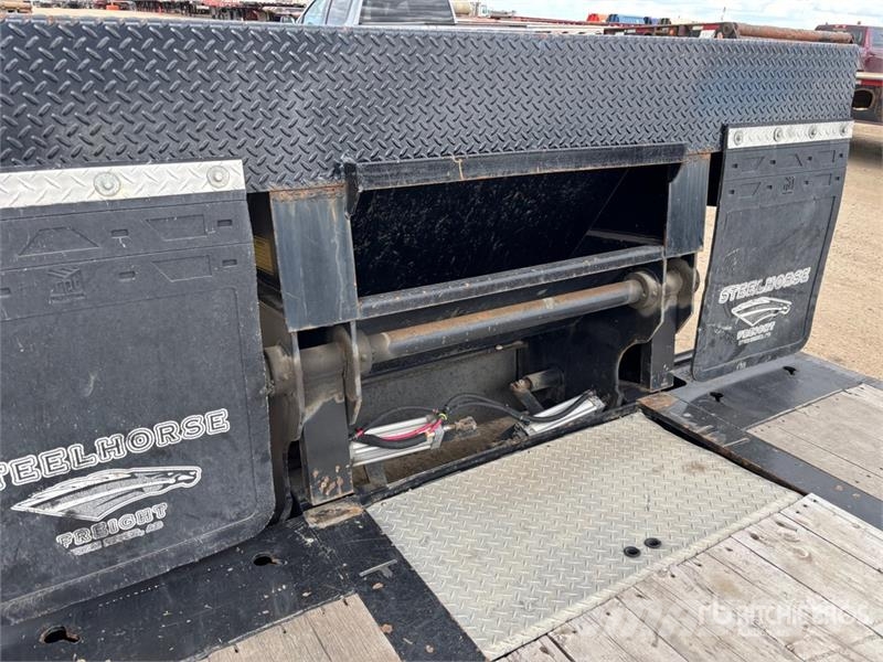 BWS T/A Removable Gooseneck Lowboy Trailer Tieflader