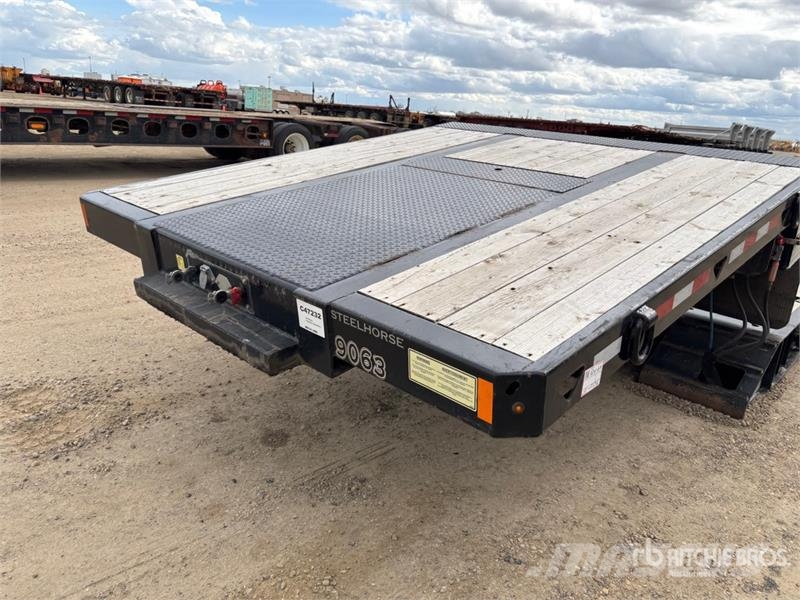 BWS T/A Removable Gooseneck Lowboy Trailer Tieflader