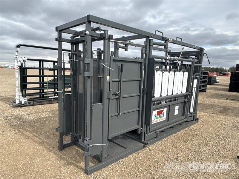 BYT CC002 12 ft Upgraded Stockman Squeeze Chute (U Kmetijstvo - drugo