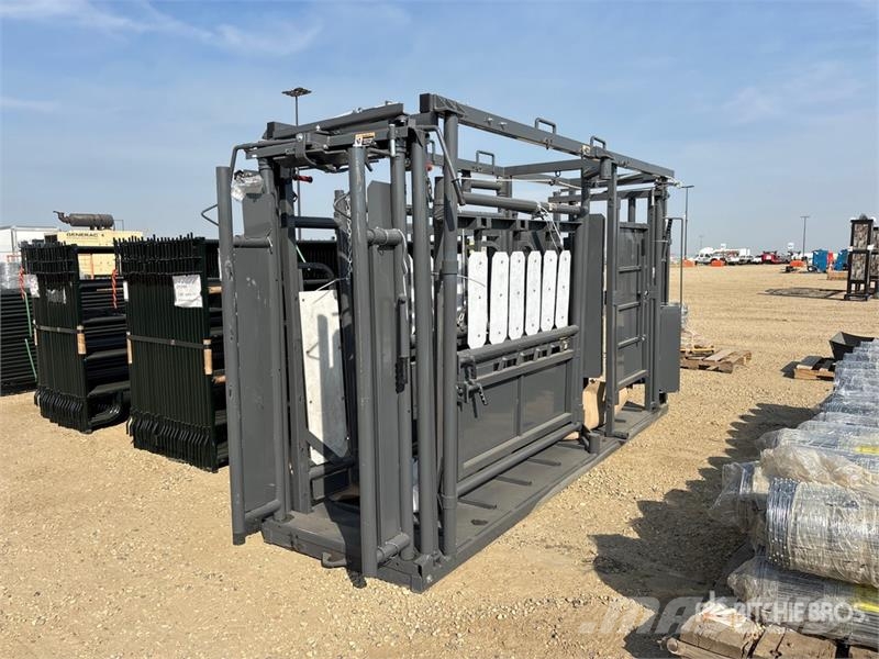 BYT CC003 12 ft 6 in Upgraded Stockman Squeeze Chu Lauksaimniecība- Citi