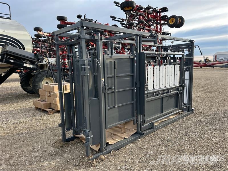  BYT CC003 12 ft Squeeze Chute (Unused) ماكينات زراعية - غير ذلك