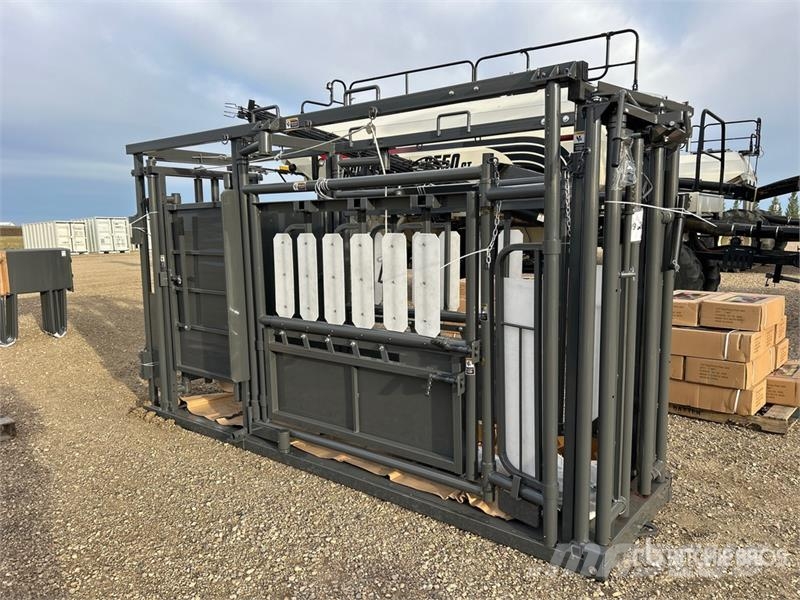  BYT CC003 12 ft Squeeze Chute (Unused) ماكينات زراعية - غير ذلك