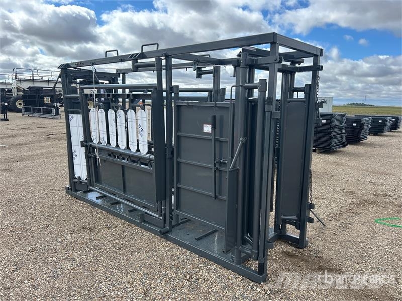  BYT CC003 Squeeze Chute (Unused) Lauksaimniecība- Citi