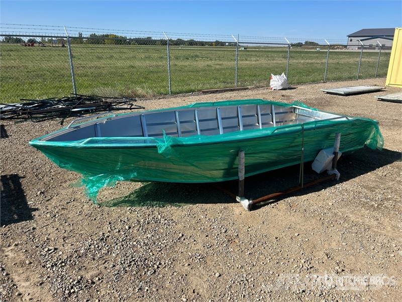 BYT YCFB14 14 ft Fishing Boat (Unused) Boote / Prahme