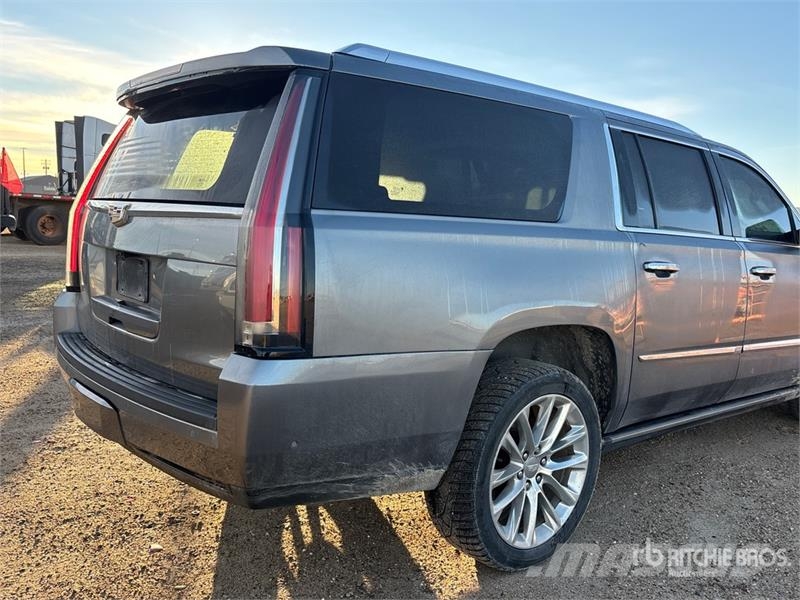Cadillac Escalade 4WD SUV Voiture