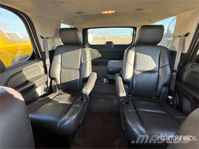 Cadillac Escalade 4WD SUV Sõiduautod