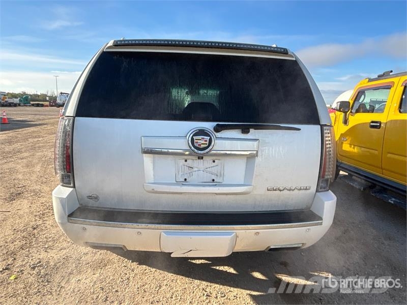 Cadillac Escalade 4WD SUV Sõiduautod