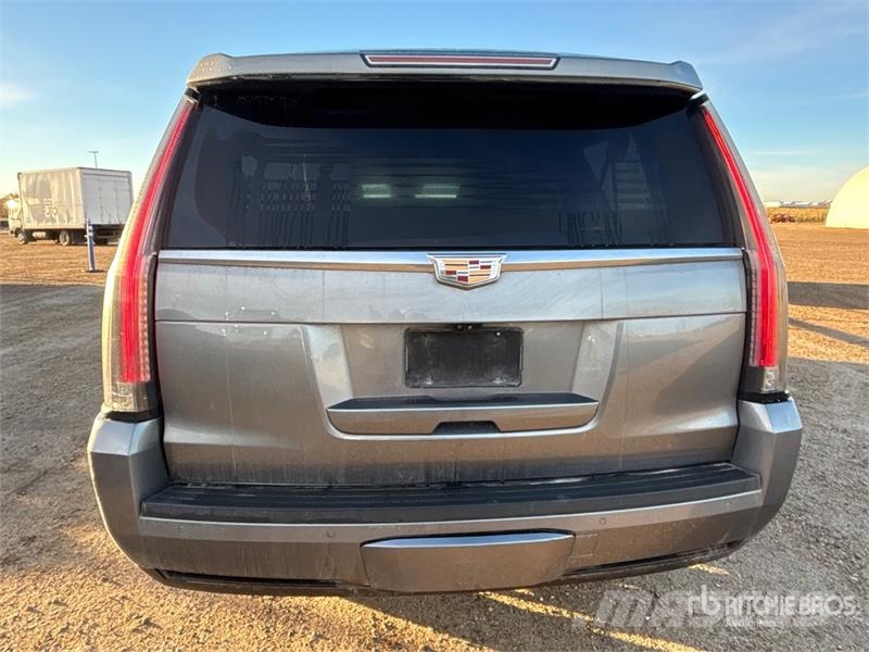 Cadillac Escalade 4WD SUV Voiture