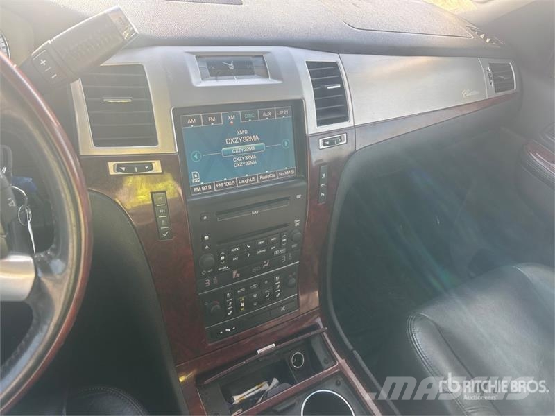 Cadillac Escalade EXT AWD SUV Voiture