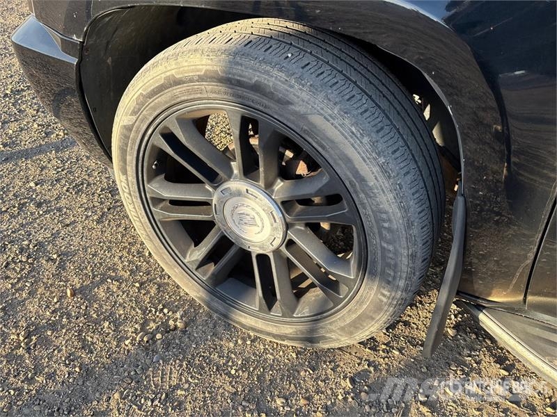 Cadillac Escalade EXT 4x4 Crew Cab Pickup Ostalo