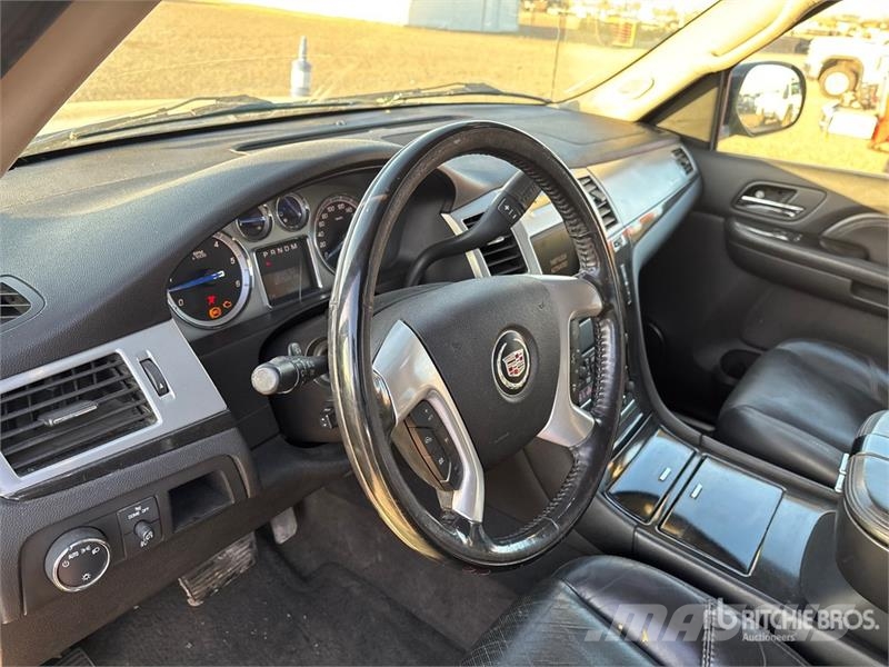 Cadillac Escalade EXT 4x4 Crew Cab Pickup Ostalo