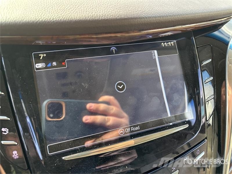 Cadillac Escalade Luxury 4WD SUV Voiture