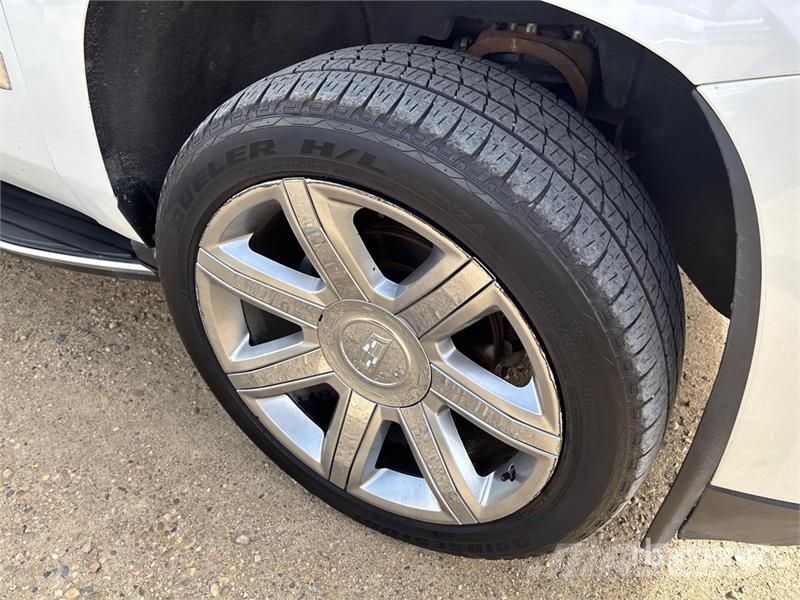 Cadillac Escalade Luxury 4WD SUV Voiture