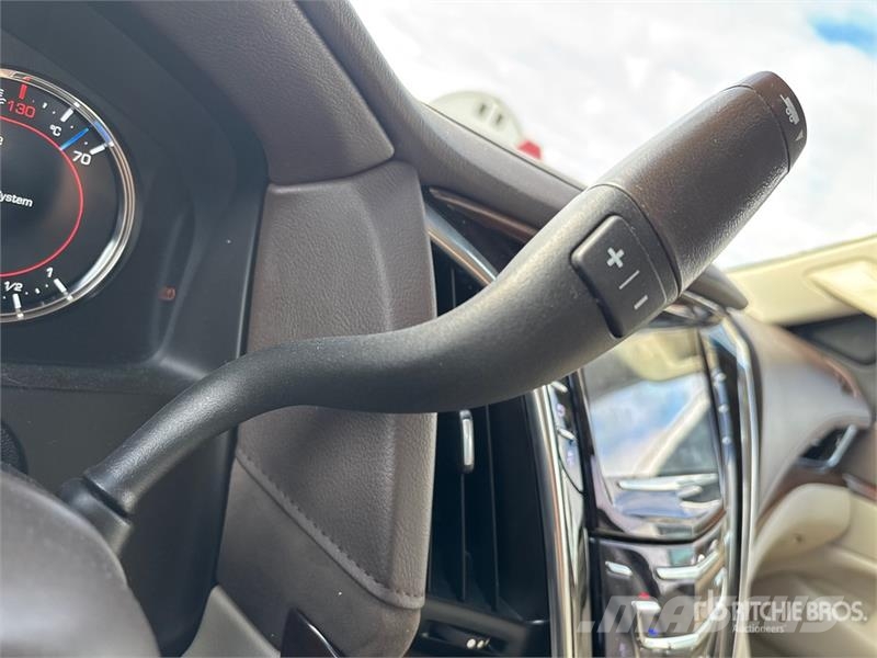 Cadillac Escalade Luxury 4WD SUV Voiture