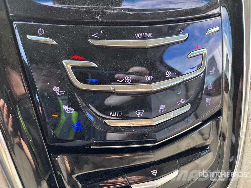 Cadillac Escalade Luxury 4WD SUV Voiture