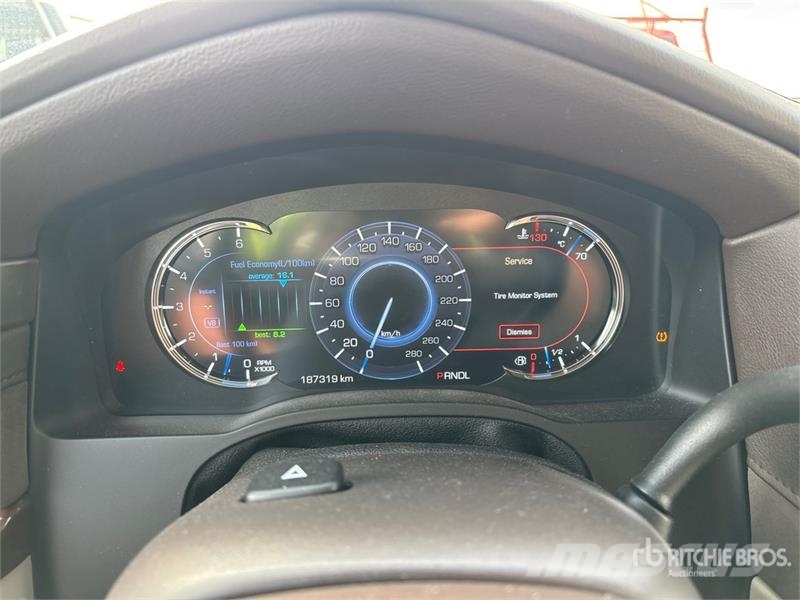 Cadillac Escalade Luxury 4WD SUV Voiture