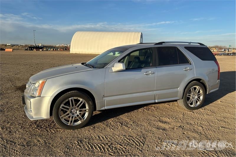 Cadillac SRX سيارات