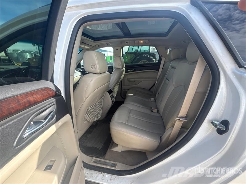 Cadillac SRX4 AWD SUV سيارات