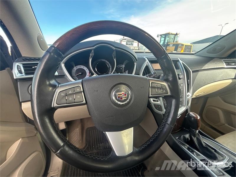 Cadillac SRX4 AWD SUV سيارات