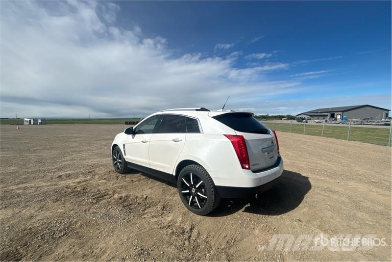 Cadillac SRX4 AWD SUV سيارات