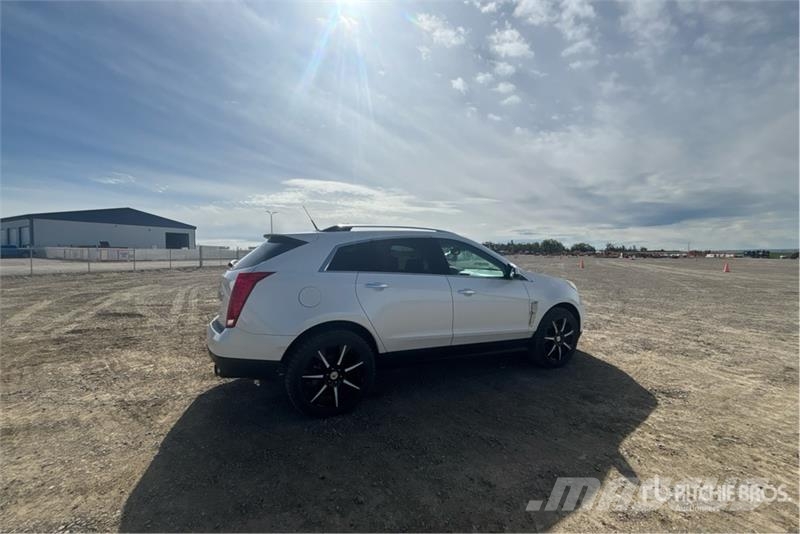 Cadillac SRX4 AWD SUV سيارات