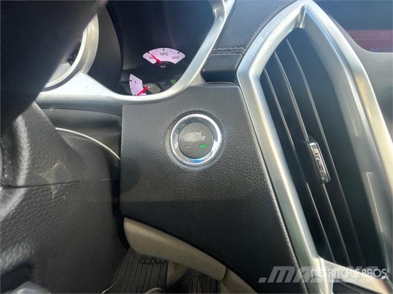 Cadillac SRX4 AWD SUV سيارات
