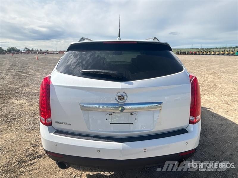 Cadillac SRX4 AWD SUV سيارات