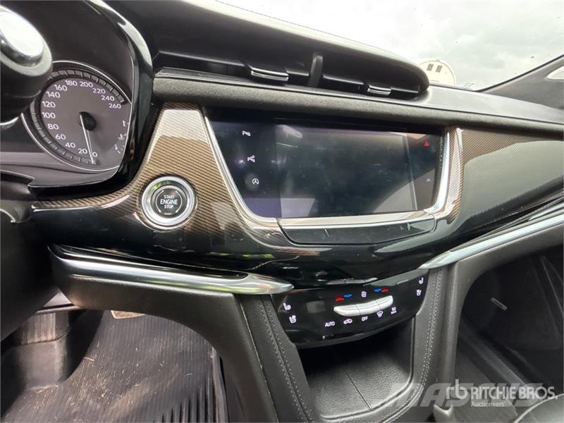 Cadillac XT6 AWD SUV PKWs
