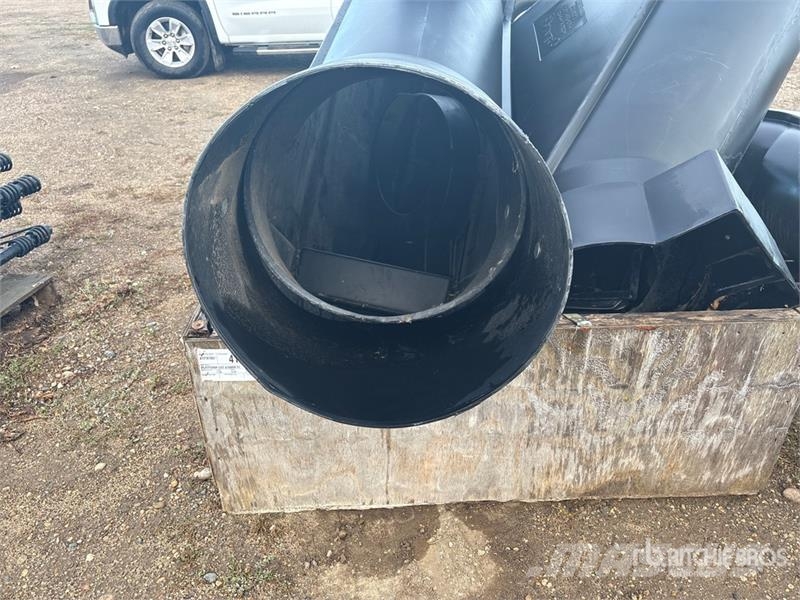  Calmar of (3) Calmar 4 ft x 16 in Combine Auger Sp Muut maatalouskoneet