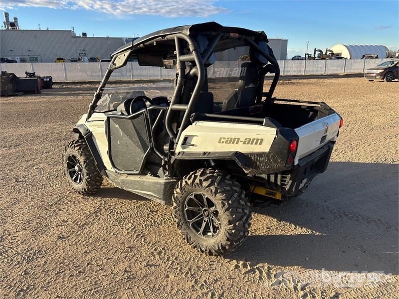 Can-am Commander 1000 4x4 Utility Vehicle Pomoćne mašine