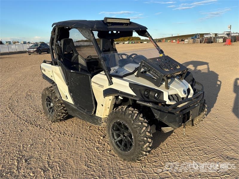 Can-am Commander 1000 4x4 Utility Vehicle Pomoćne mašine