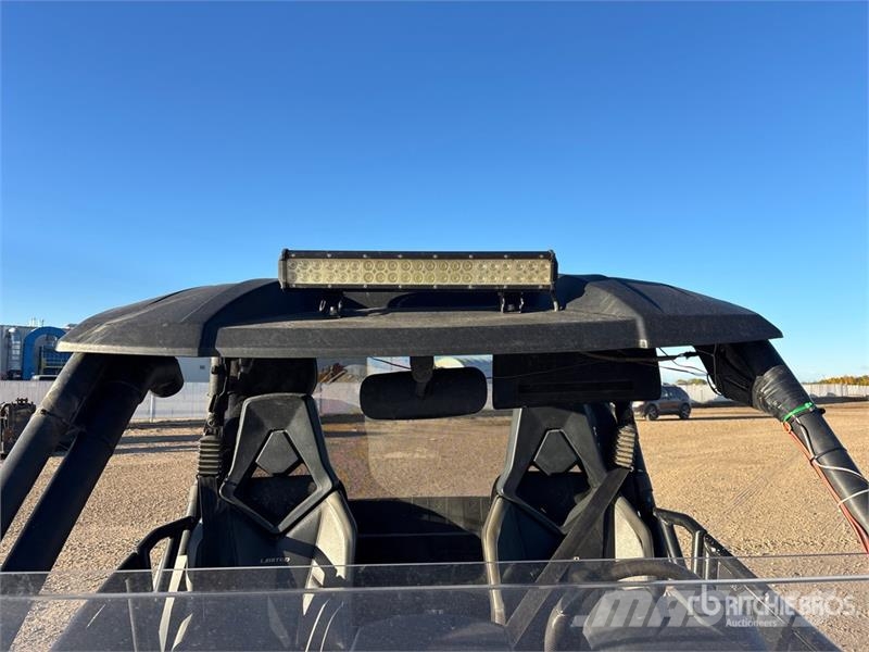 Can-am Commander 1000 4x4 Utility Vehicle Pomoćne mašine
