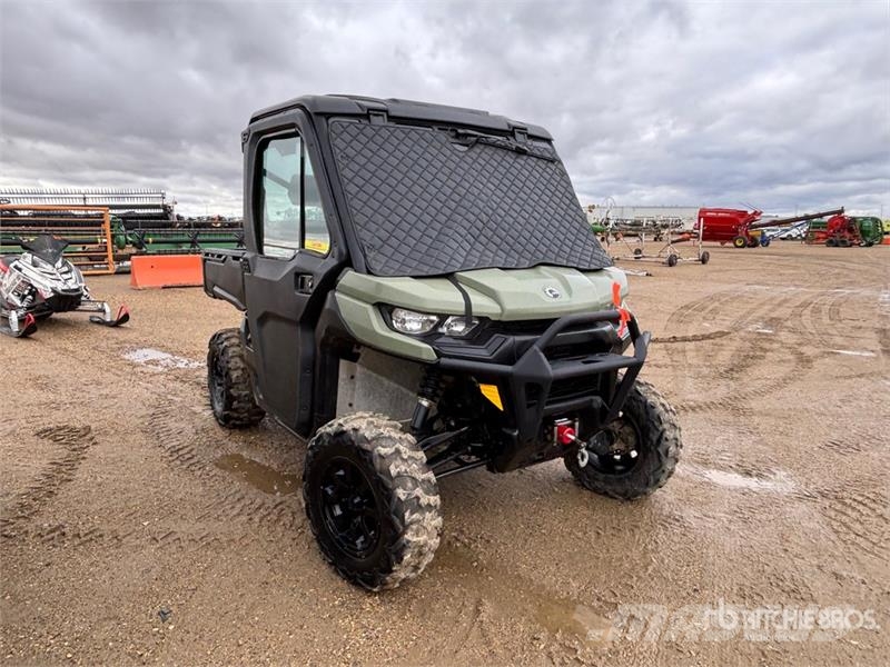 Can-am Defender HD8 4x4 Utility Vehicle ماكينات منفعة عامة