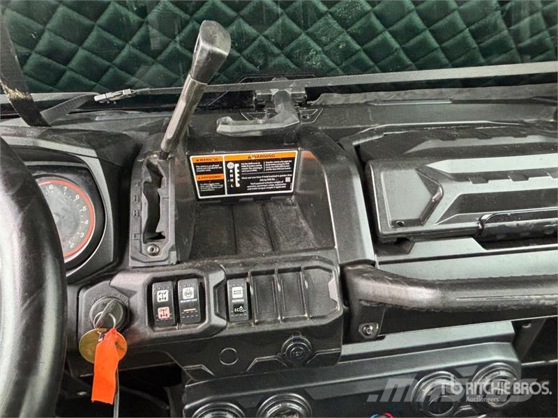 Can-am Defender HD8 4x4 Utility Vehicle ماكينات منفعة عامة