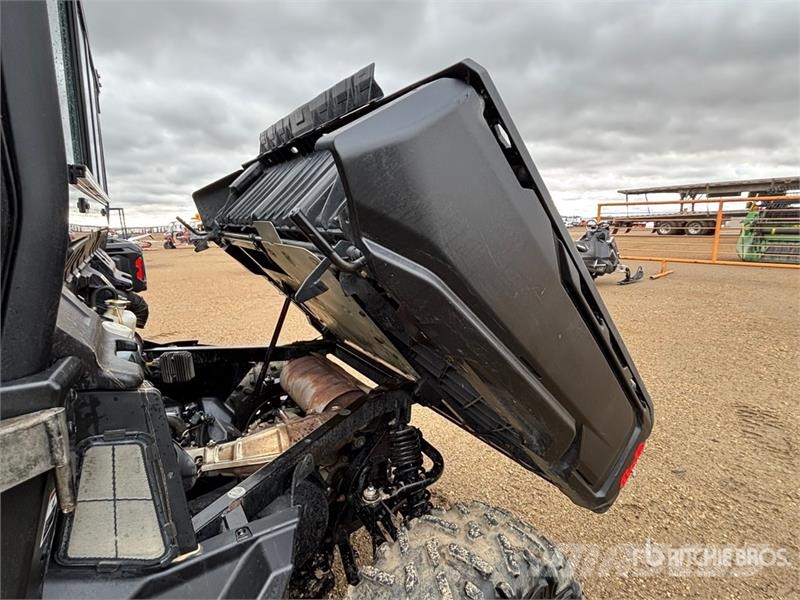 Can-am Defender HD8 4x4 Utility Vehicle ماكينات منفعة عامة