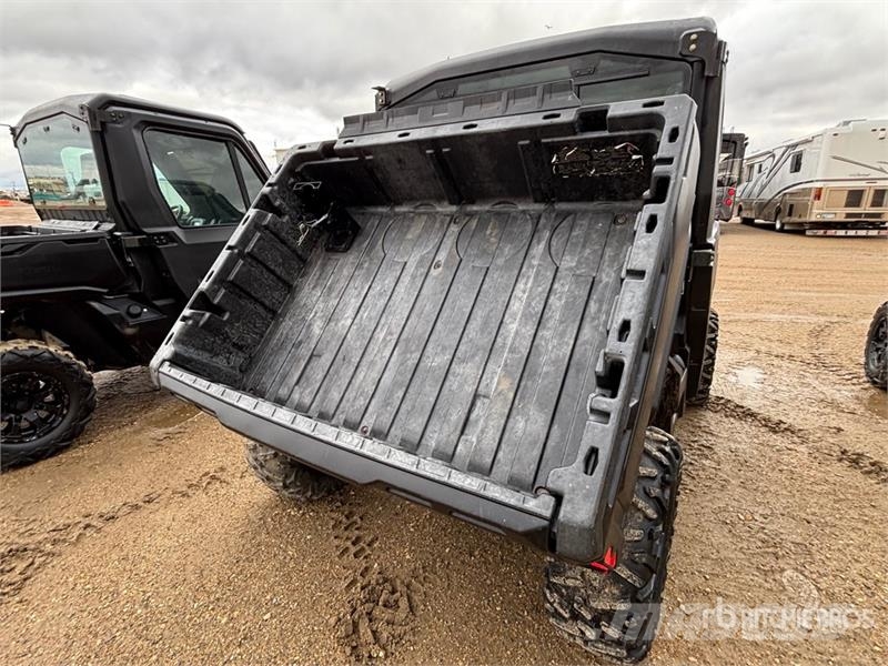 Can-am Defender HD8 4x4 Utility Vehicle ماكينات منفعة عامة