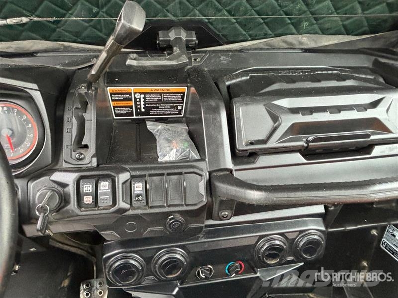 Can-am Defender HD8 4x4 Utility Vehicle ماكينات منفعة عامة