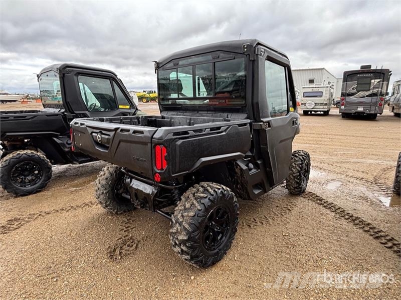 Can-am Defender HD8 4x4 Utility Vehicle ماكينات منفعة عامة