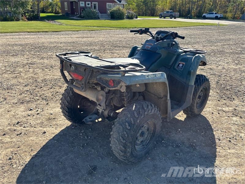 Can-am Outlander 4x4 450 ATV Pojazdy terenowe